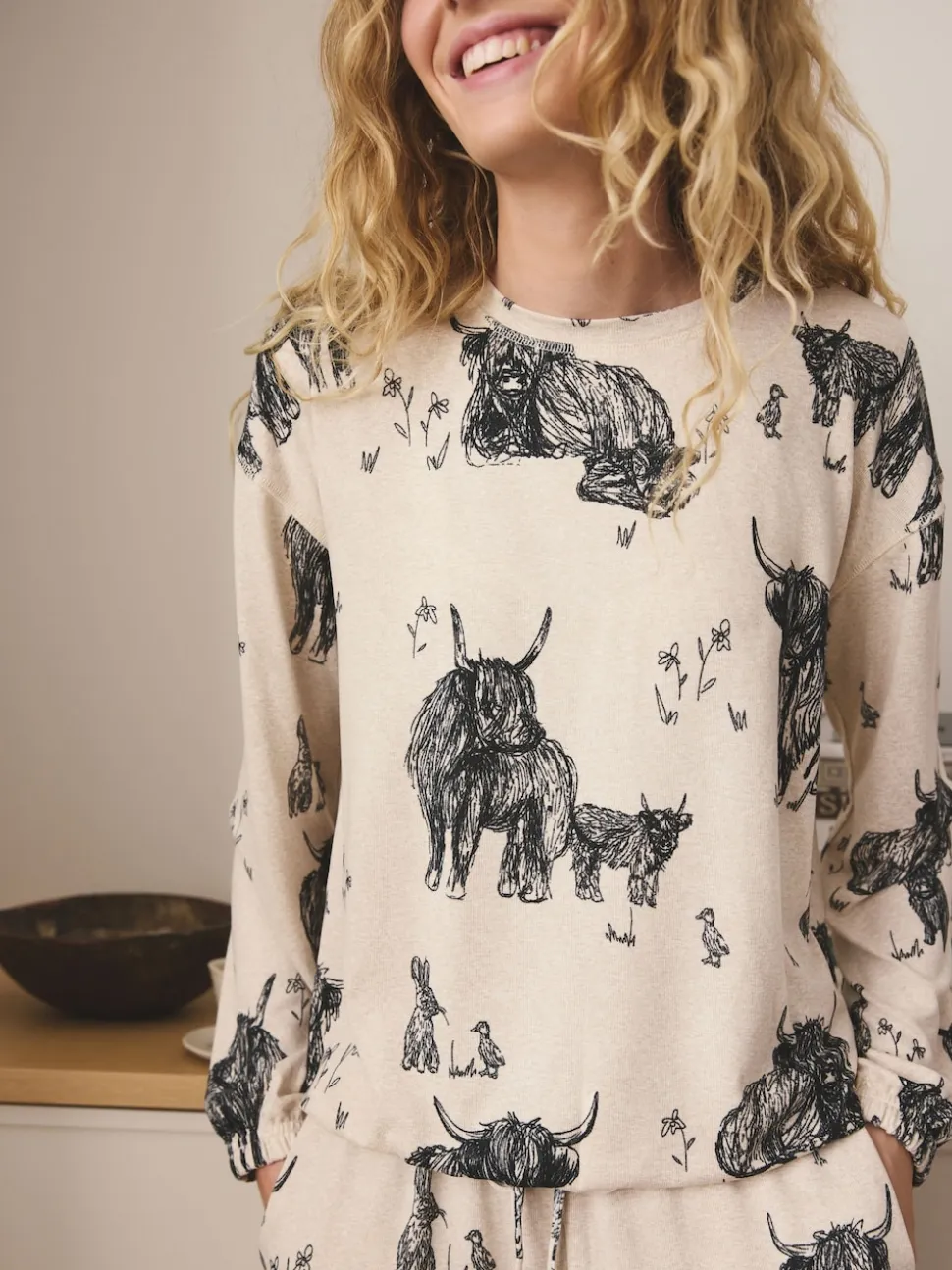 Oatmeal Hamish The Highland Cow Cosy Long Sleeve Pyjamas