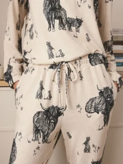 Oatmeal Hamish The Highland Cow Cosy Long Sleeve Pyjamas