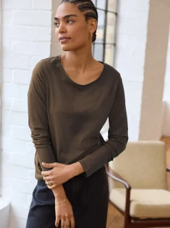 Olive Green Long Sleeve Crew Neck T-Shirt