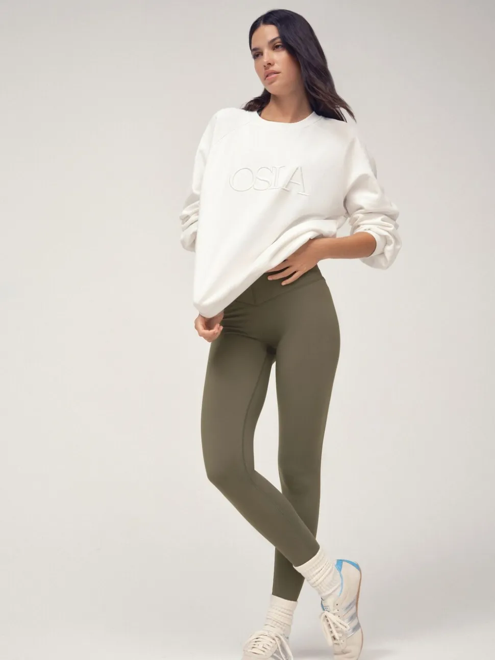 OSIA White Crew Neck Oversized Sweatshirt