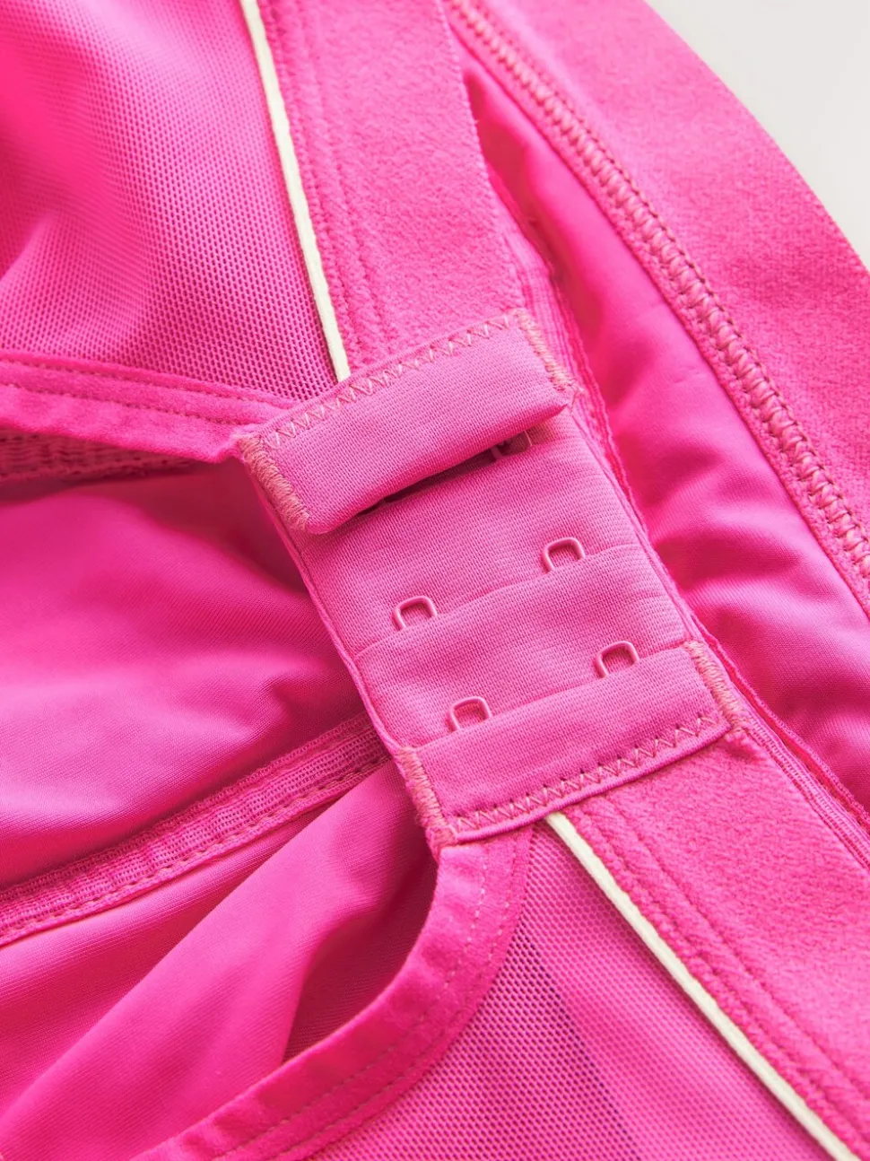 Pink B-G Active Sports High Impact Dry Tech Non Pad Bra