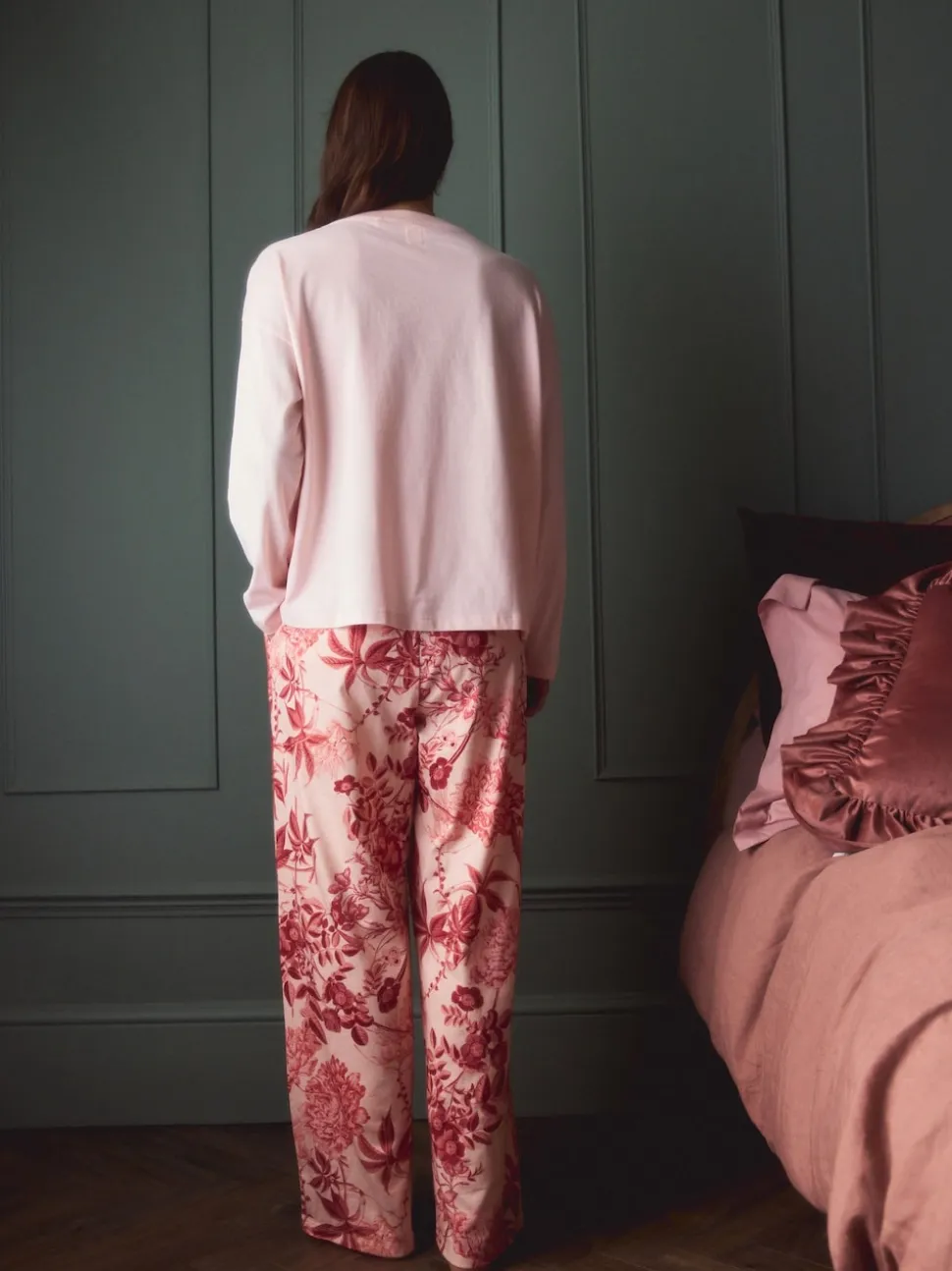 Pink Floral Kew Collection Long Sleeve Pyjamas