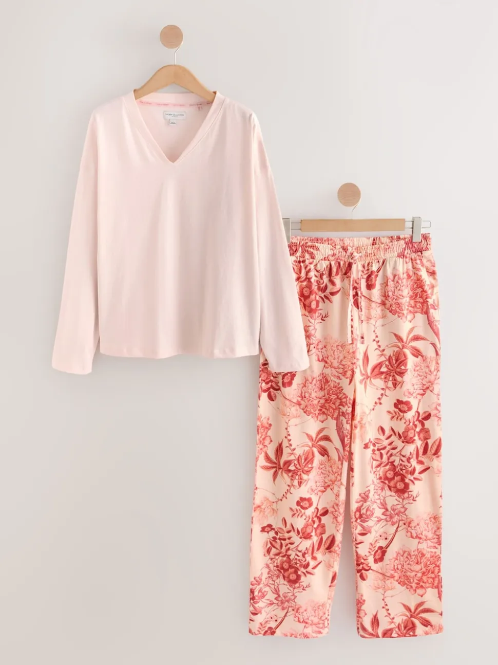 Pink Floral Kew Collection Long Sleeve Pyjamas