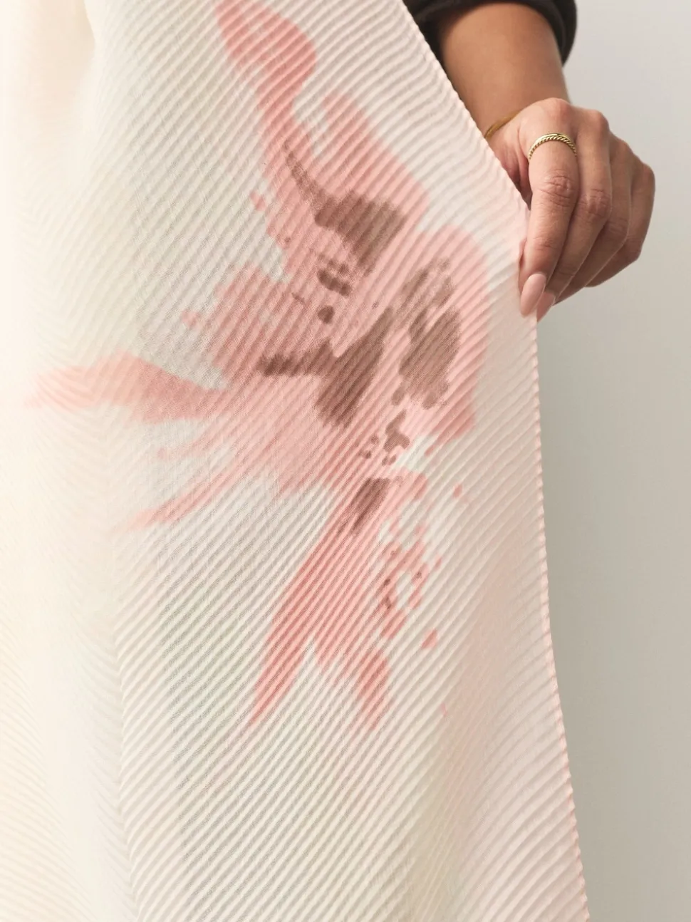 Pink Floral Print Plisse Lightweight Scarf