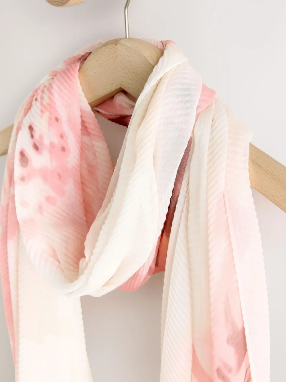 Pink Floral Print Plisse Lightweight Scarf