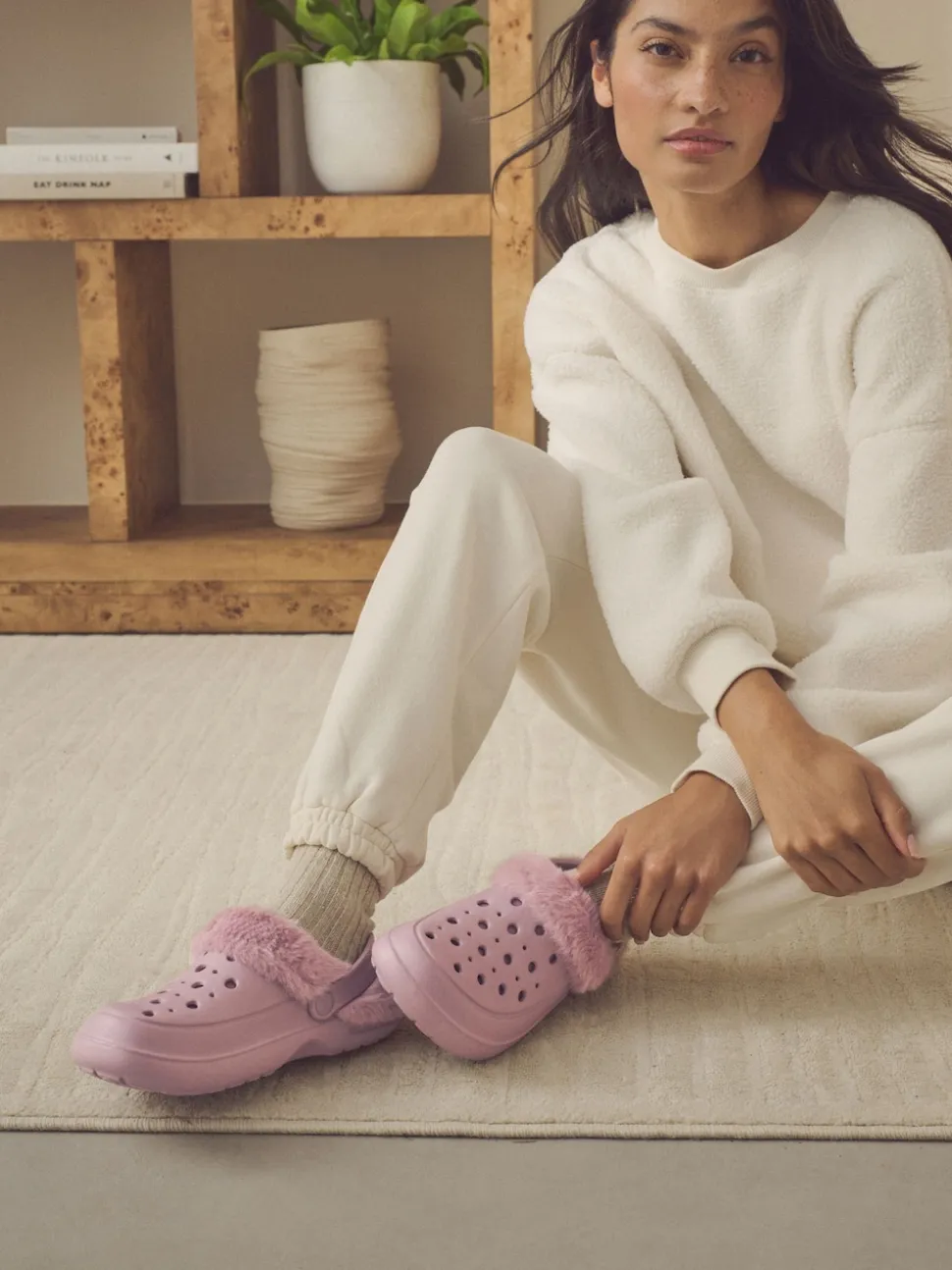 Pink Womens Faux Fur Lined Clogs Slippers