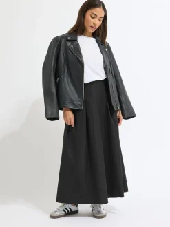 PixieGirl Petite Black Pleated Full Midaxi Skirt