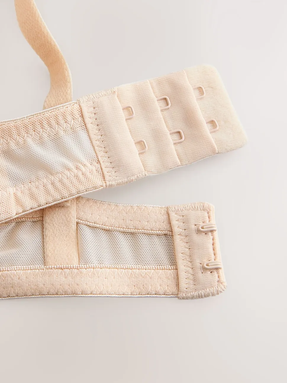 Praline Nude & White Push Up Plunge Lace Bras 2 Pack
