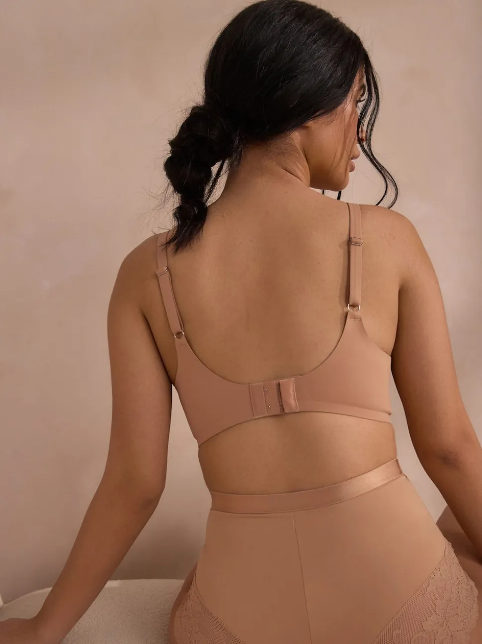 Praline Nude DD+ Forever Lite Smoothing Bra