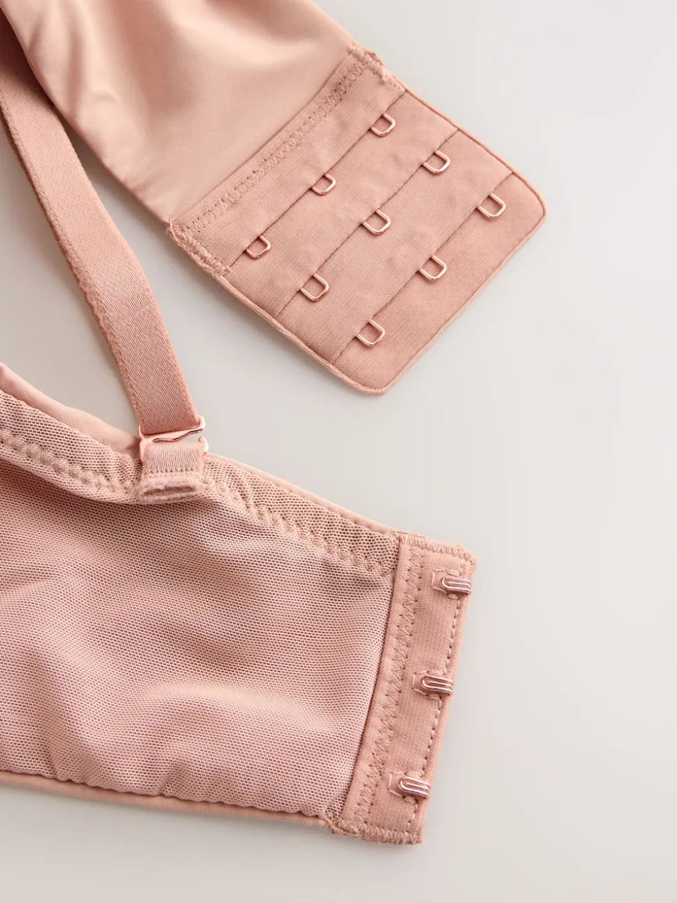 Praline Nude Push Up Non Wire Multiway Bra