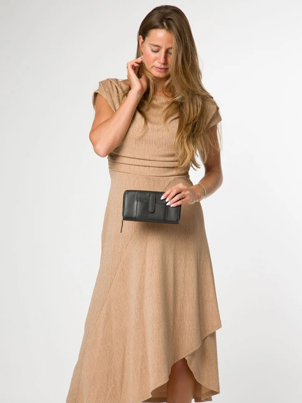Pure Luxuries London April Leather Purse
