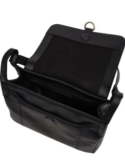 Pure Luxuries London 'Cassie' Leather Crossbody Bag