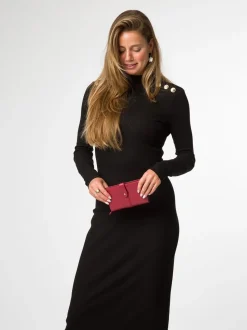 Pure Luxuries London 'Jade' Leather Purse