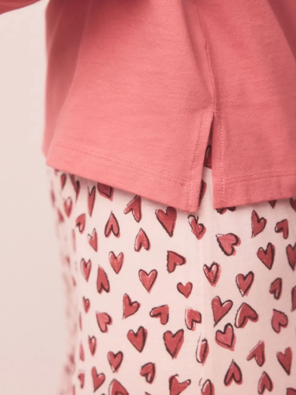 Red Heart Short Sleeve Pyjamas
