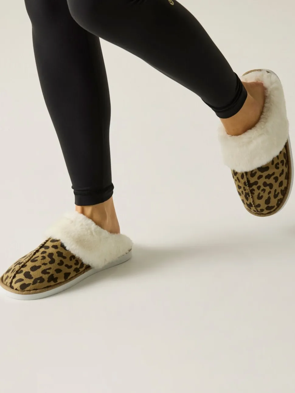 Regatta Brown Tulsy Boxed Cosy Lined Slippers