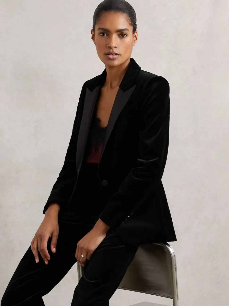 Reiss Black Myrtle Velvet Single Breasted Suit Blazer