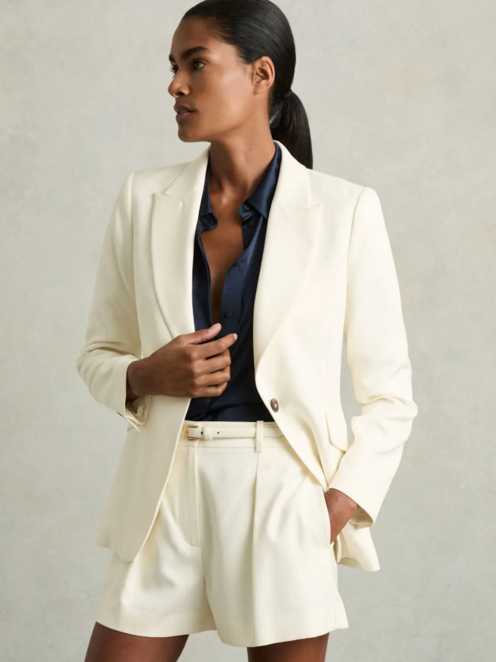 Reiss Cream Millie Single-Pleat Tailored Shorts
