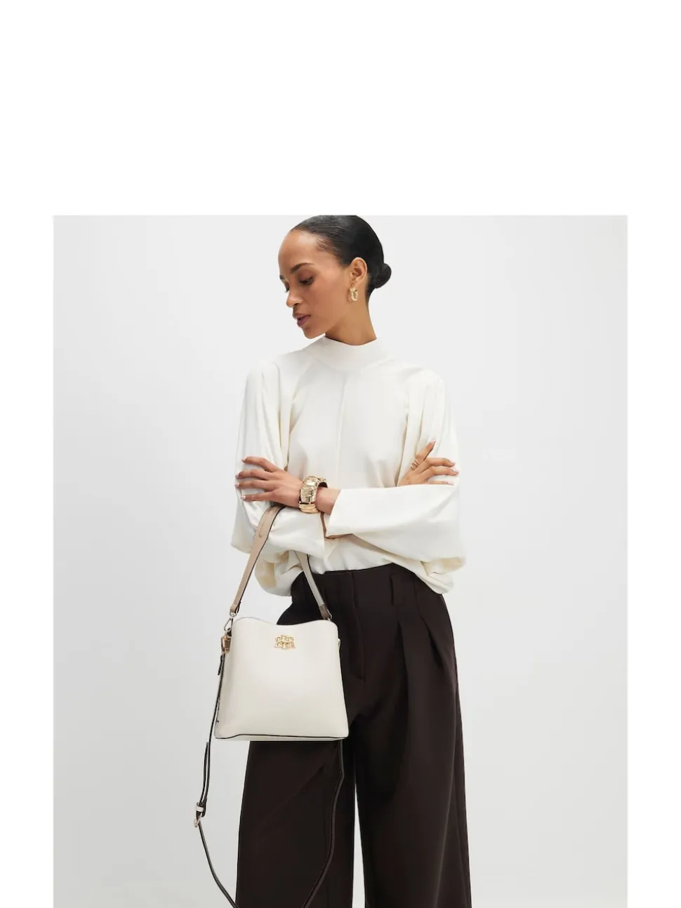 River Island Cream Lock Front Bucket Bag