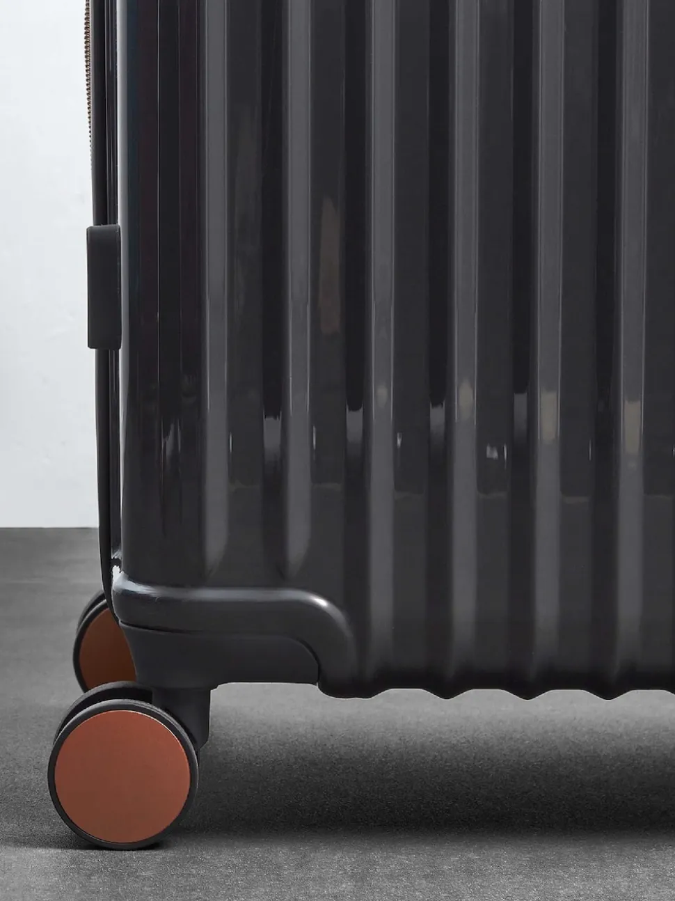 Rock Luggage Medium Selene Suitcase