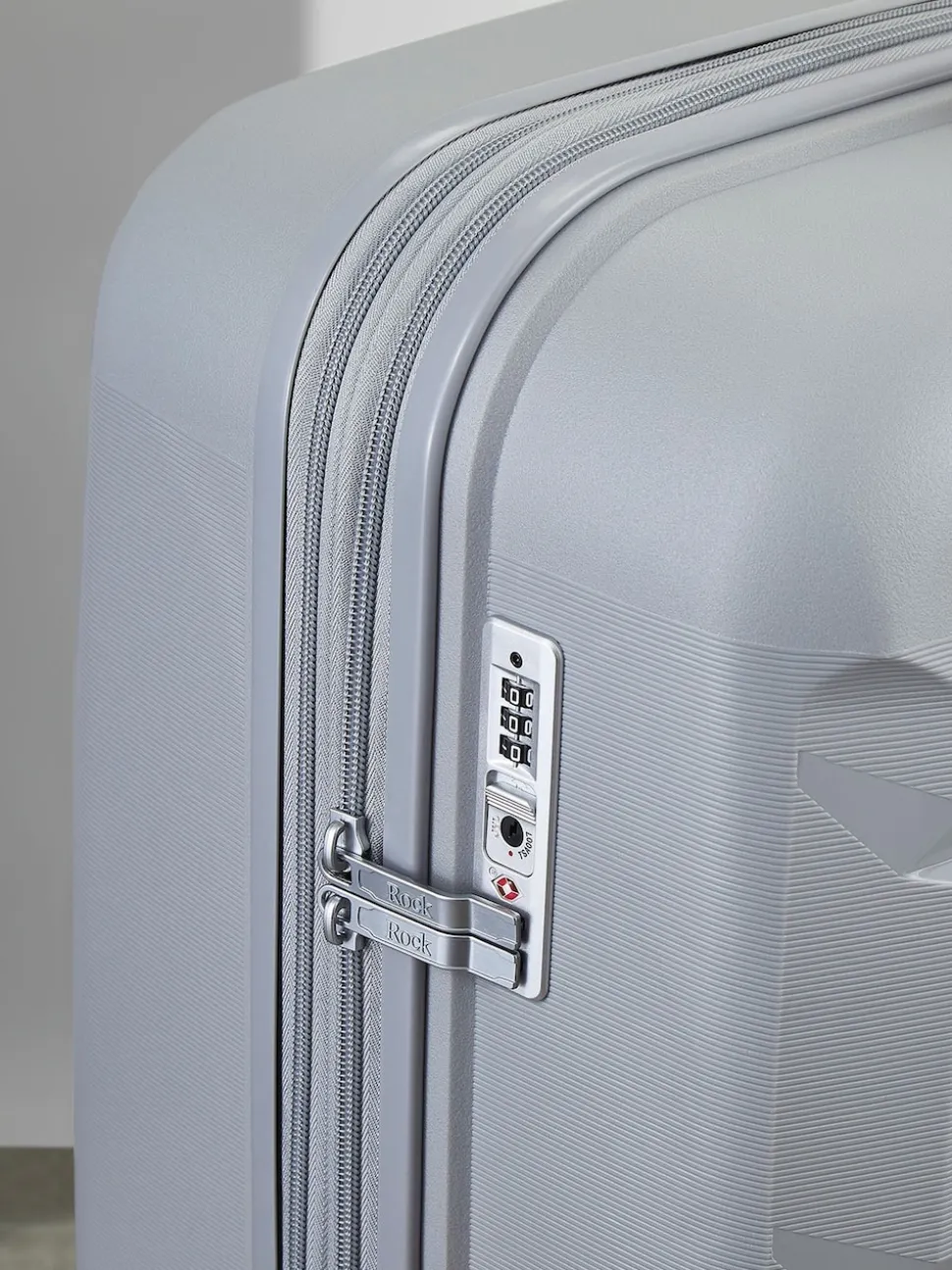 Rock Luggage Tulum Luggage 3 Piece Set
