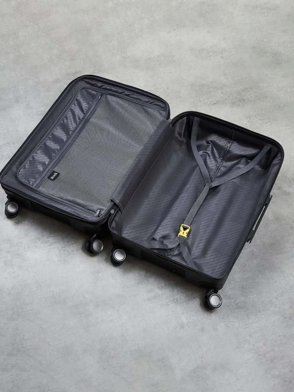 Rock Medium Bali Suitcase