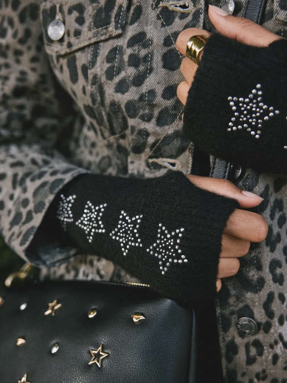 Rockett St George Black Star Studded Handwarmers