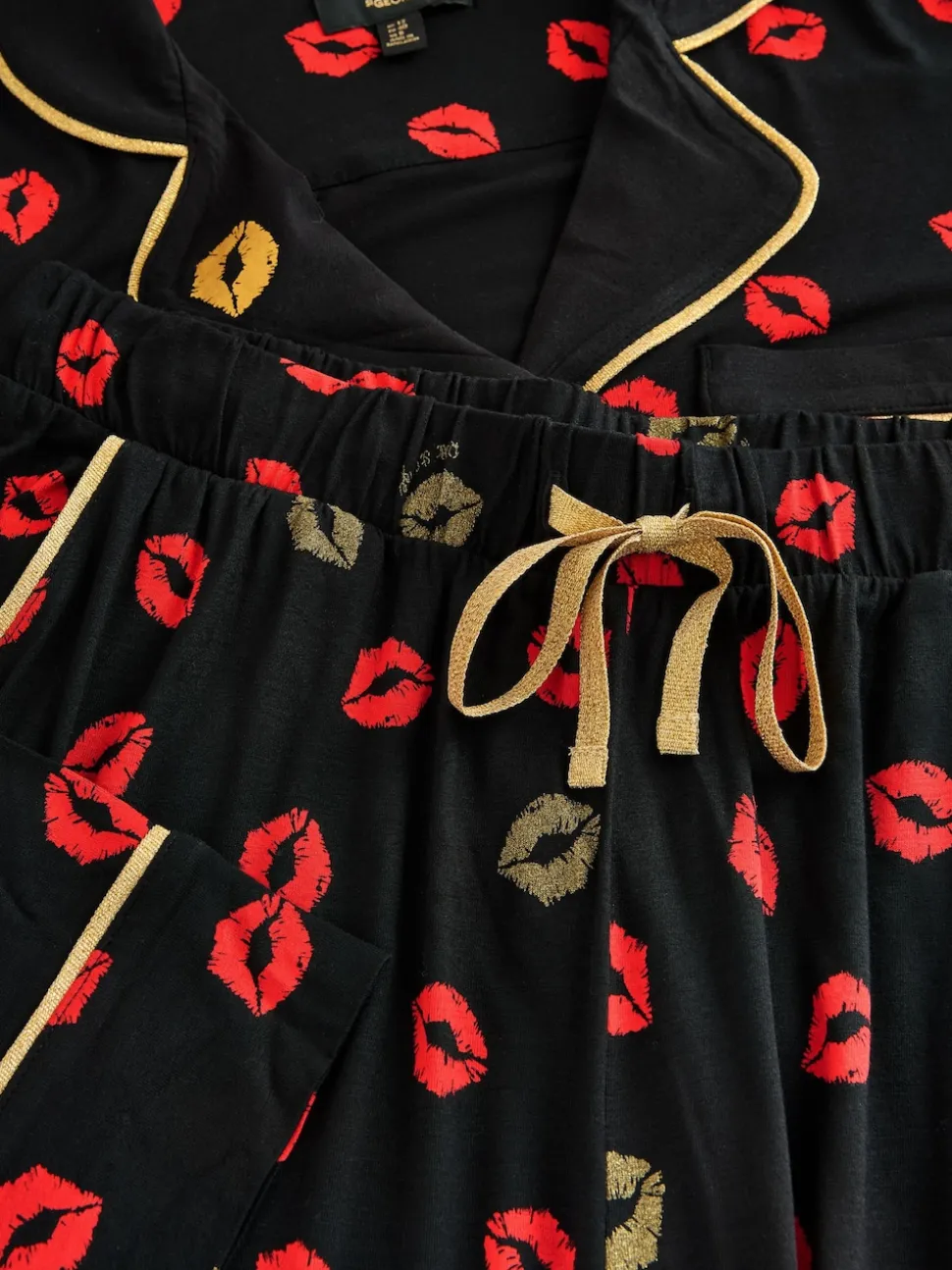 Rockett St George Black/Red Lips Button Through Jersey Pyjamas