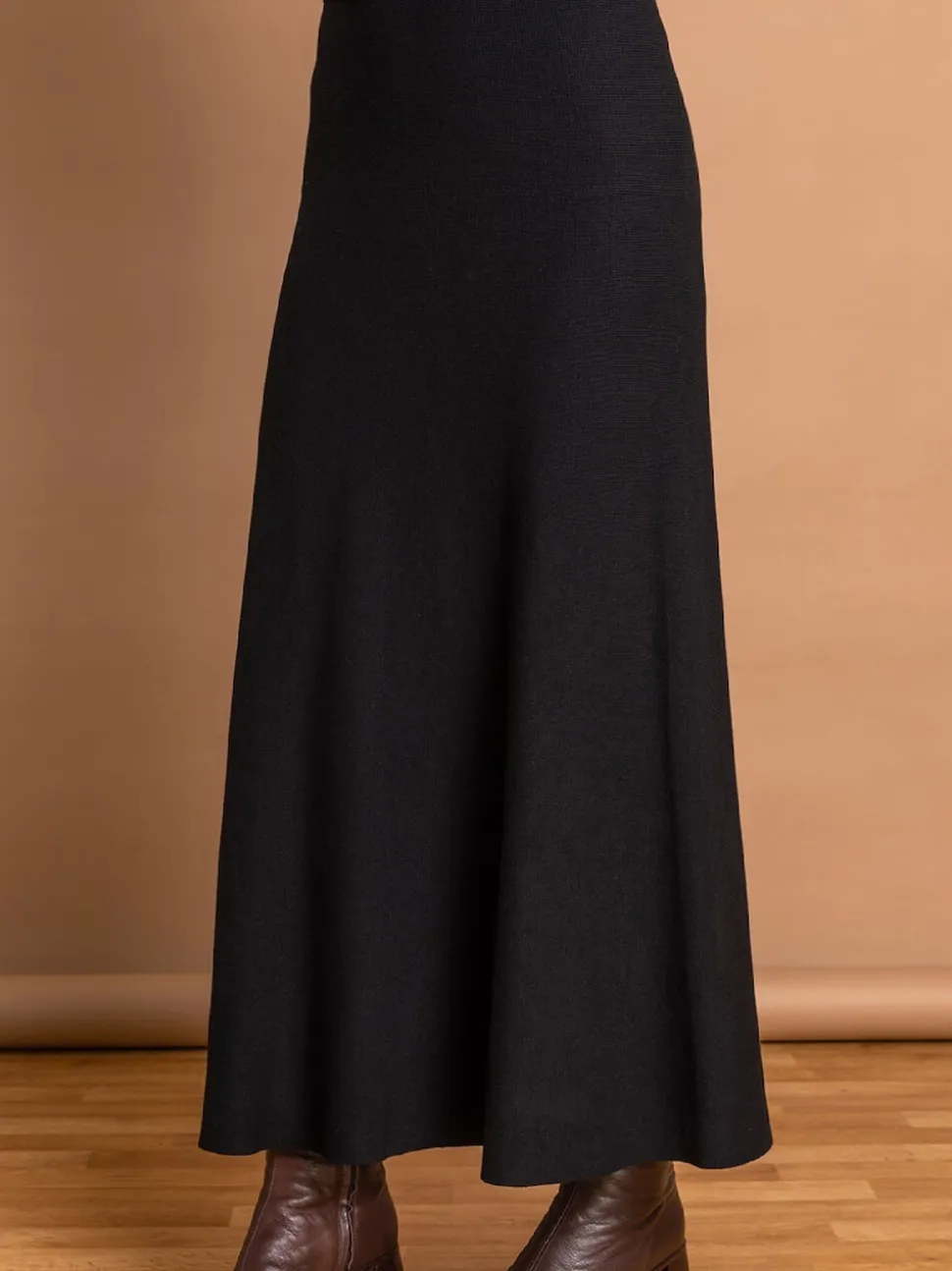Roman Black Knitted Midi Stretch Skirt