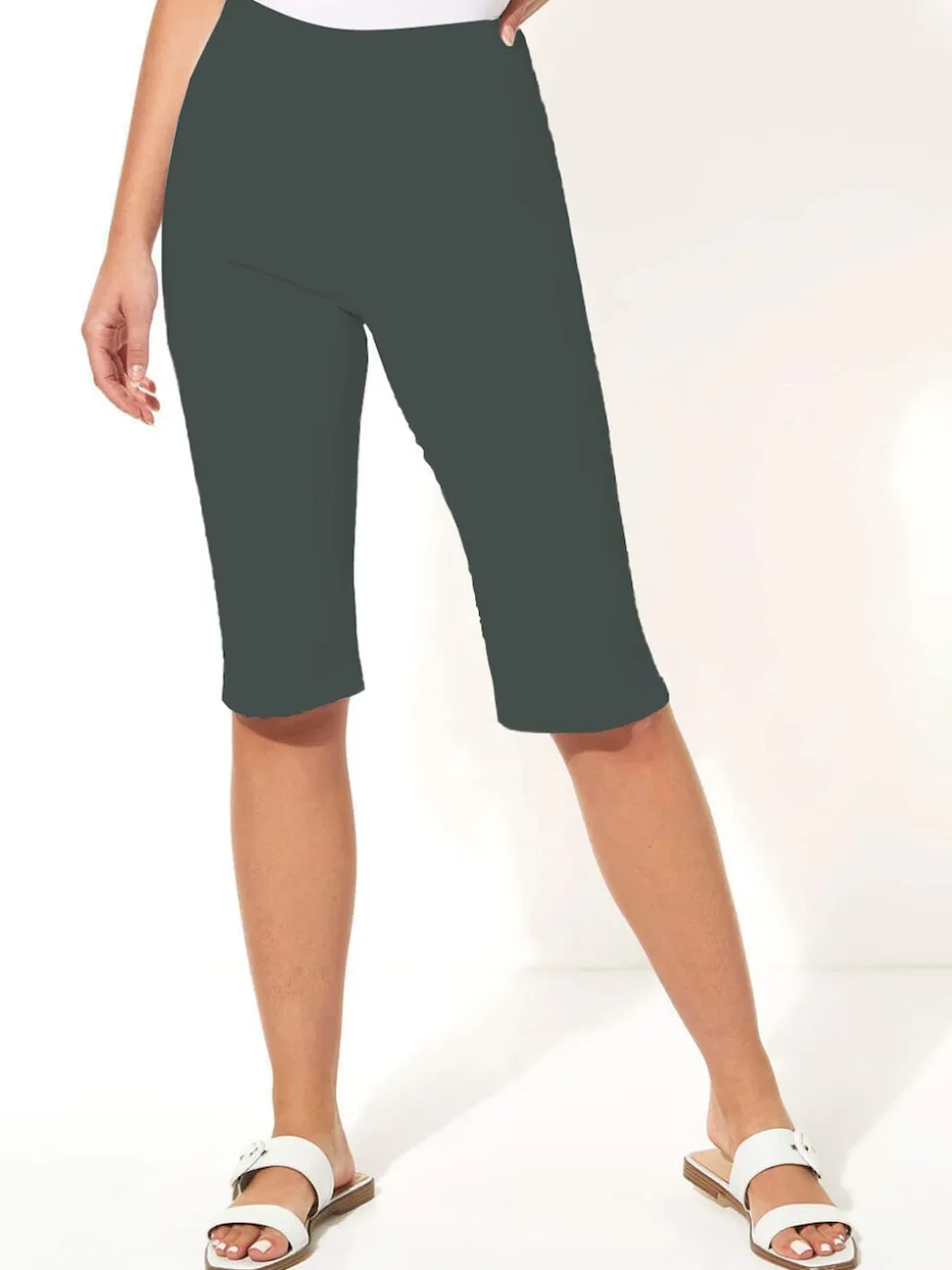 Roman Dark Green Knee Length Stretch Shorts