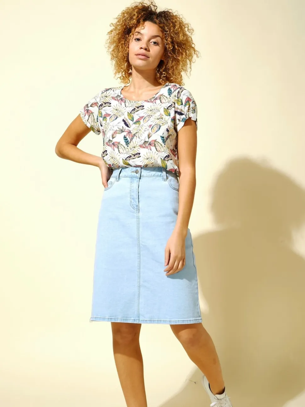 Roman Light Denim Blue A-Line Knee Length Denim Skirt