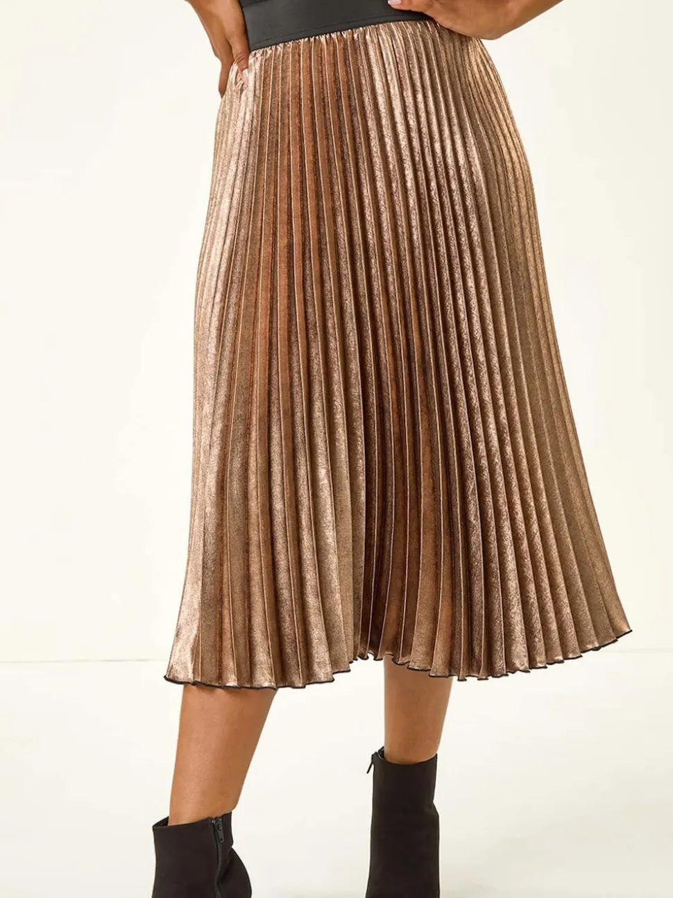 Roman Metallic Petite Pleated Skirt