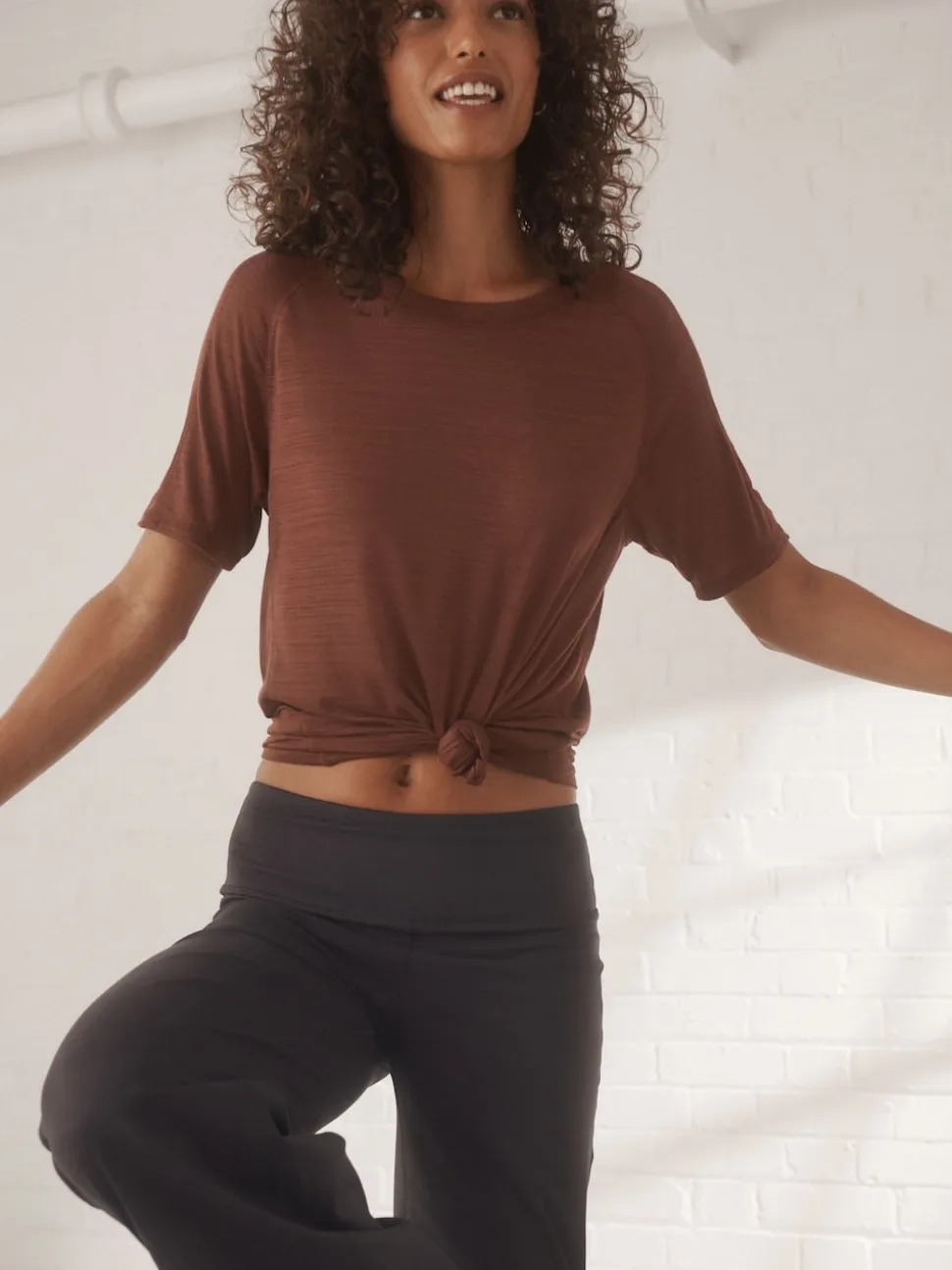 Rust Brown Active Crew Neck Lightweight Short Sleeve T-Shirt