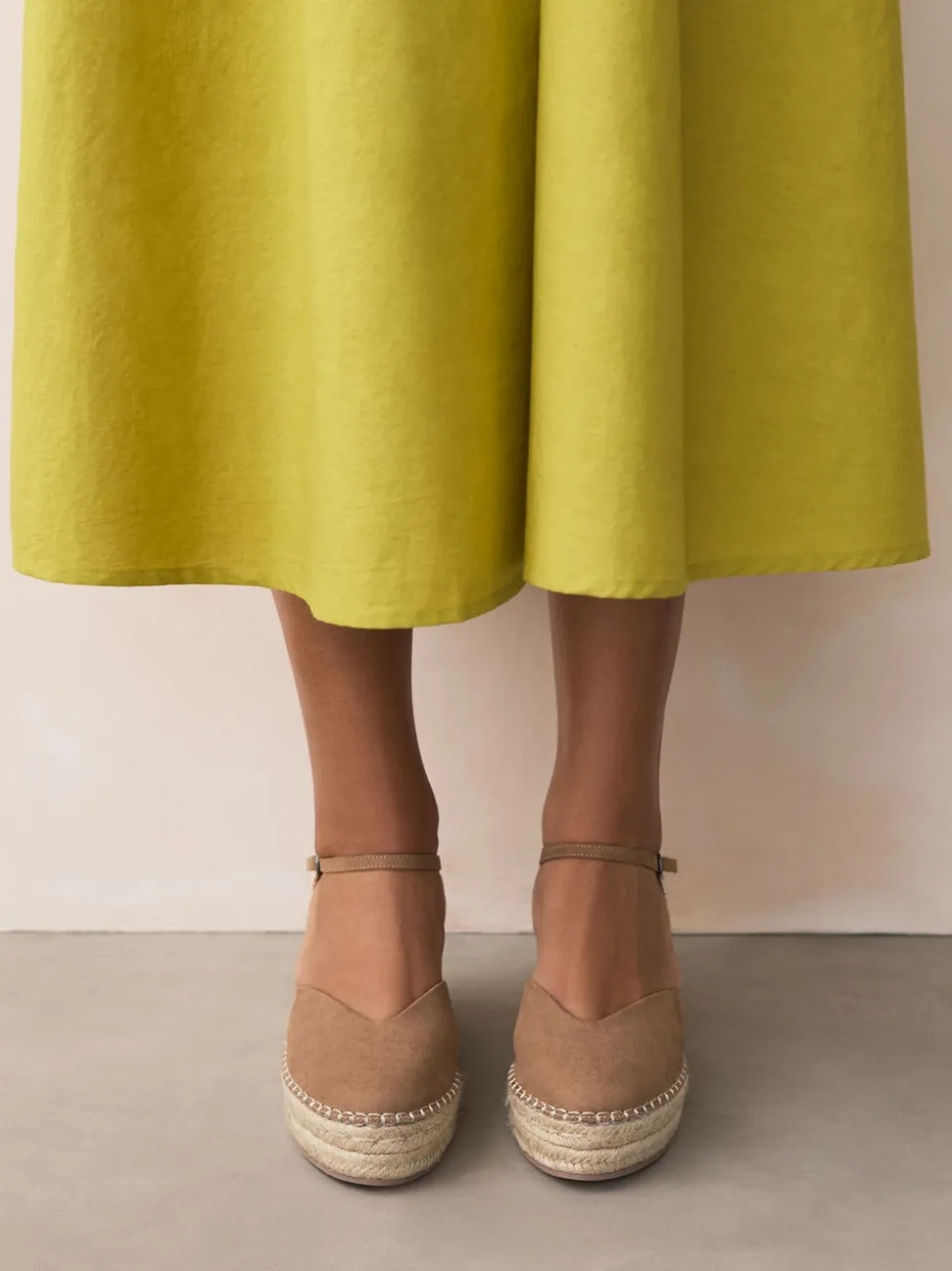 Sand Standard/Wide Fit Closed Toe Platform Espadrille Wedges