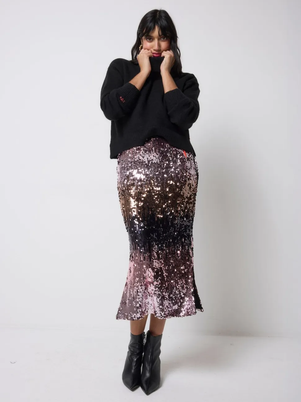 SCAMP & DUDE Pink Split Front Skirt with Sequin
