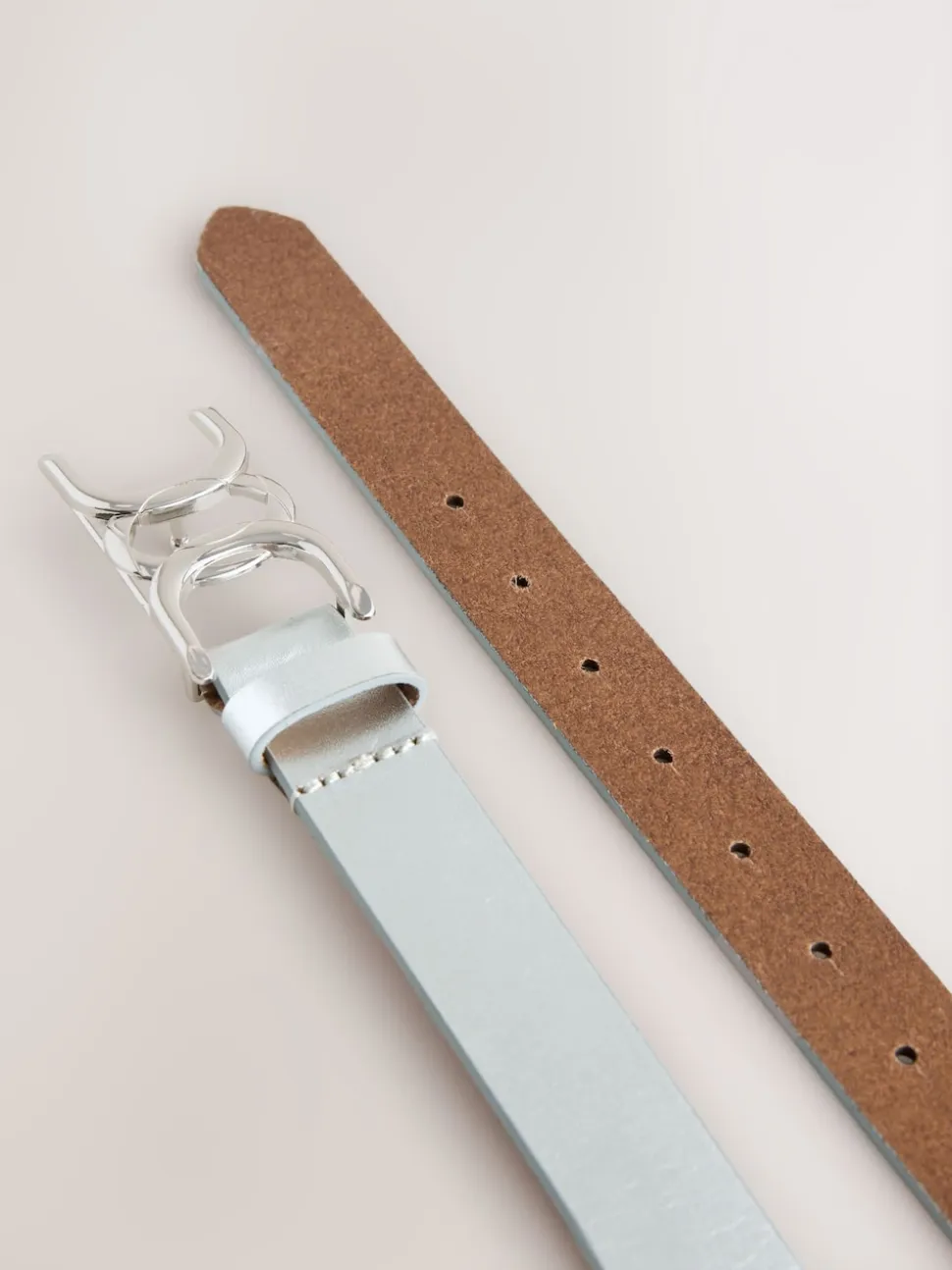 Silver Regular Statement Buckle Leather Belt