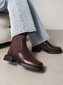 Simmi London Brown Dorres Chelsea Ankle Boots