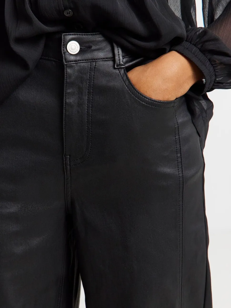 Simply Be Black Coated Barrel Jeans