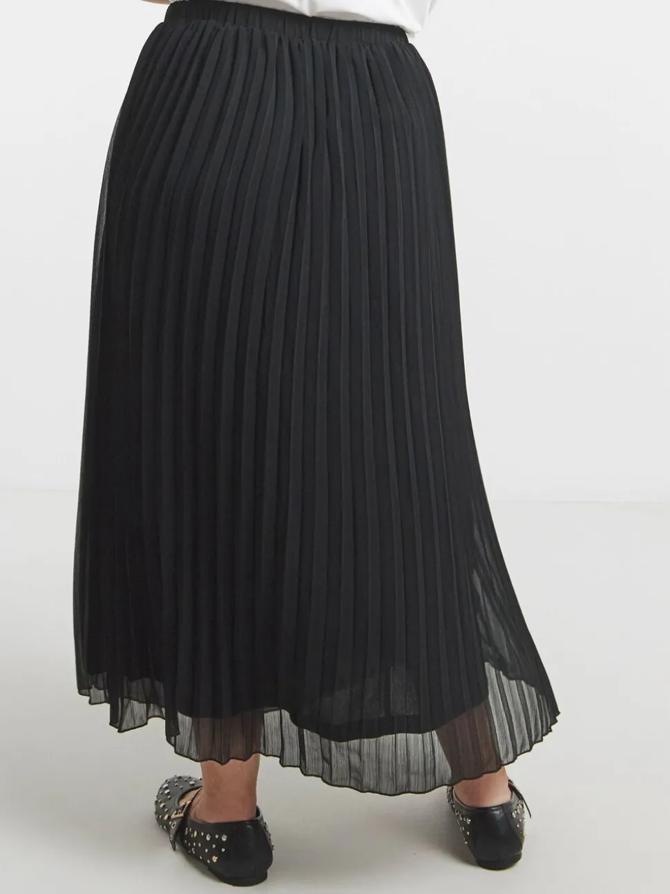 Simply Be Black Pleated Chiffon Midaxi Skirt