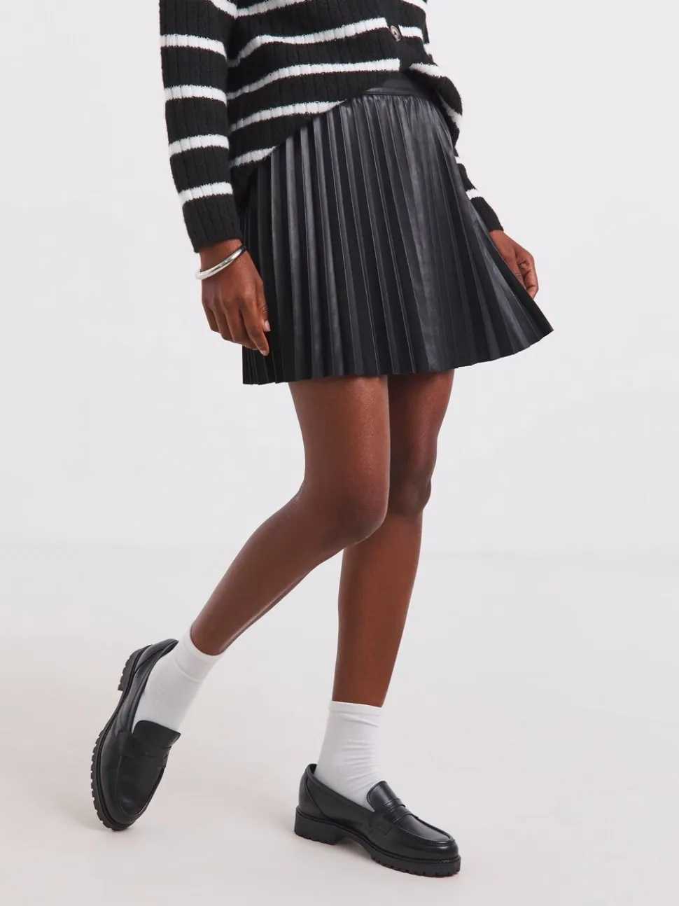 Simply Be Black PU Pleated Mini Skirt
