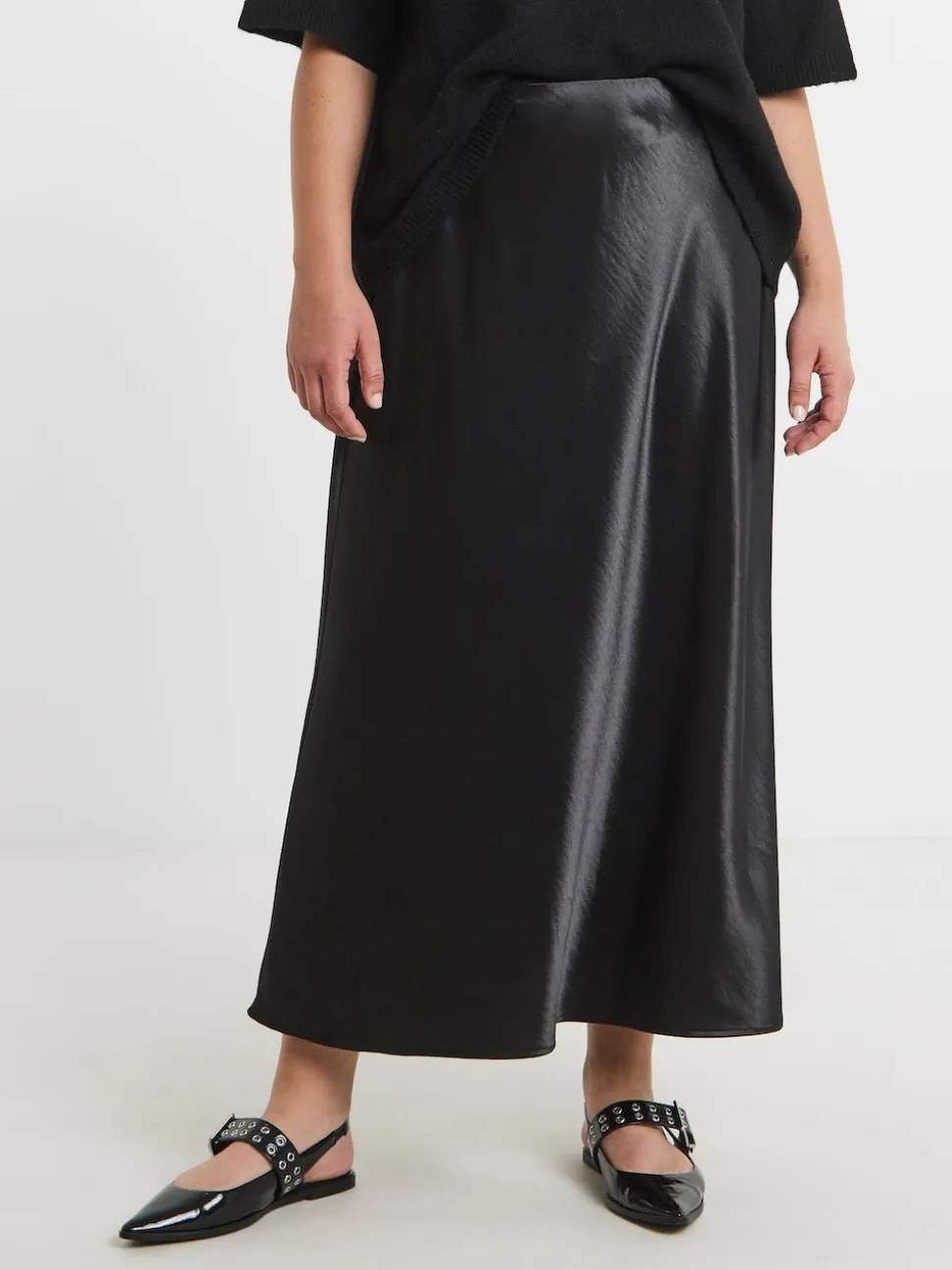 Simply Be Black Satin Maxi Skirt