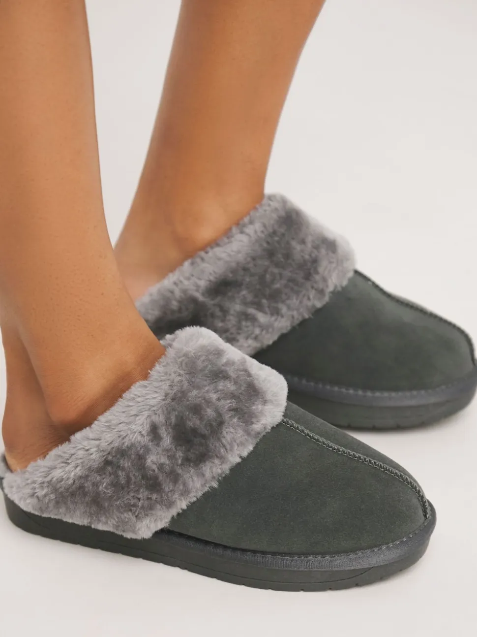 Simply Be Dark Grey Standard Fit Faux Fur Lined Suede Mule Slippers