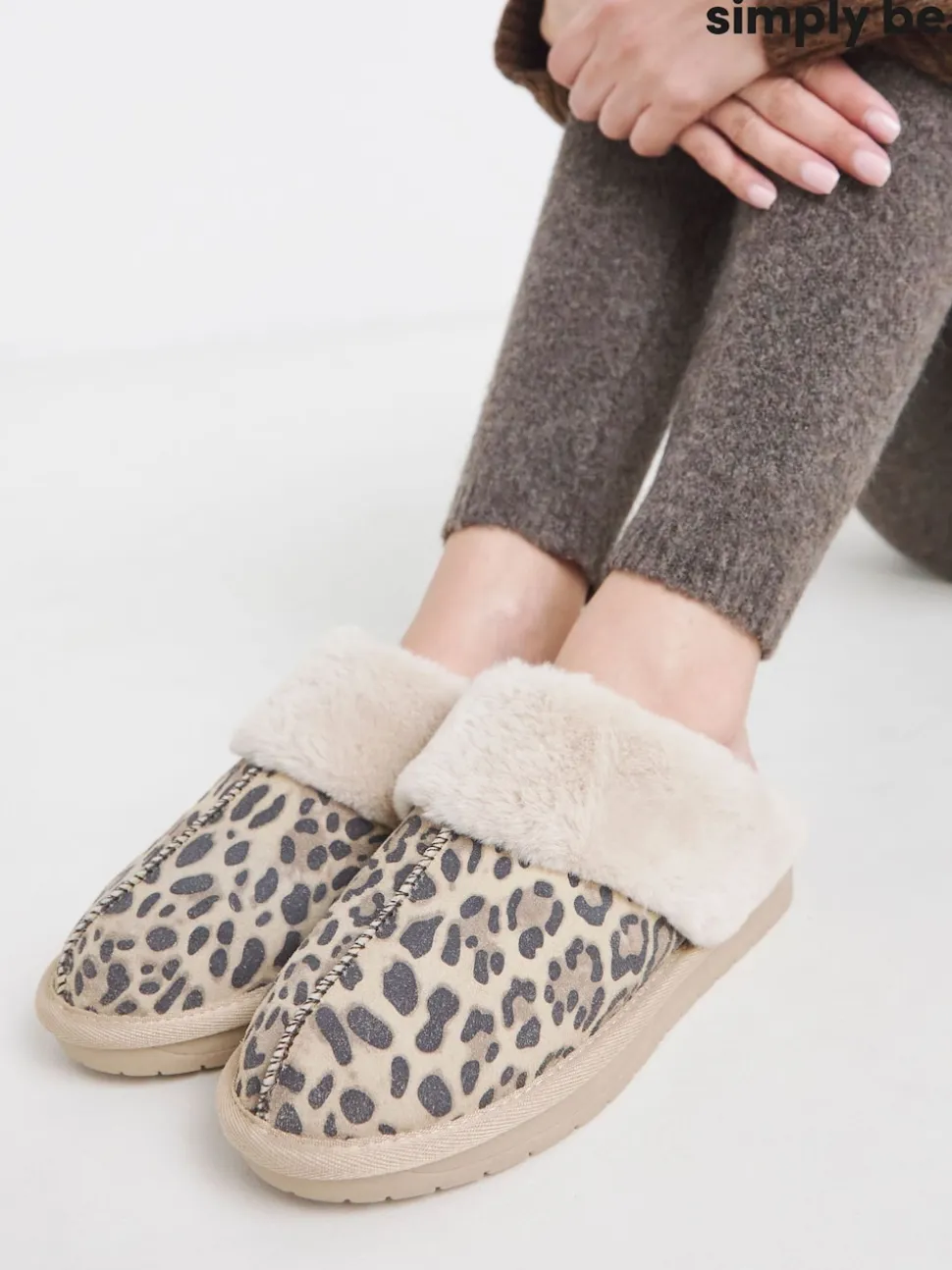 Simply Be Light Brown Standard Fit Faux Fur Lined Suede Mule Slippers