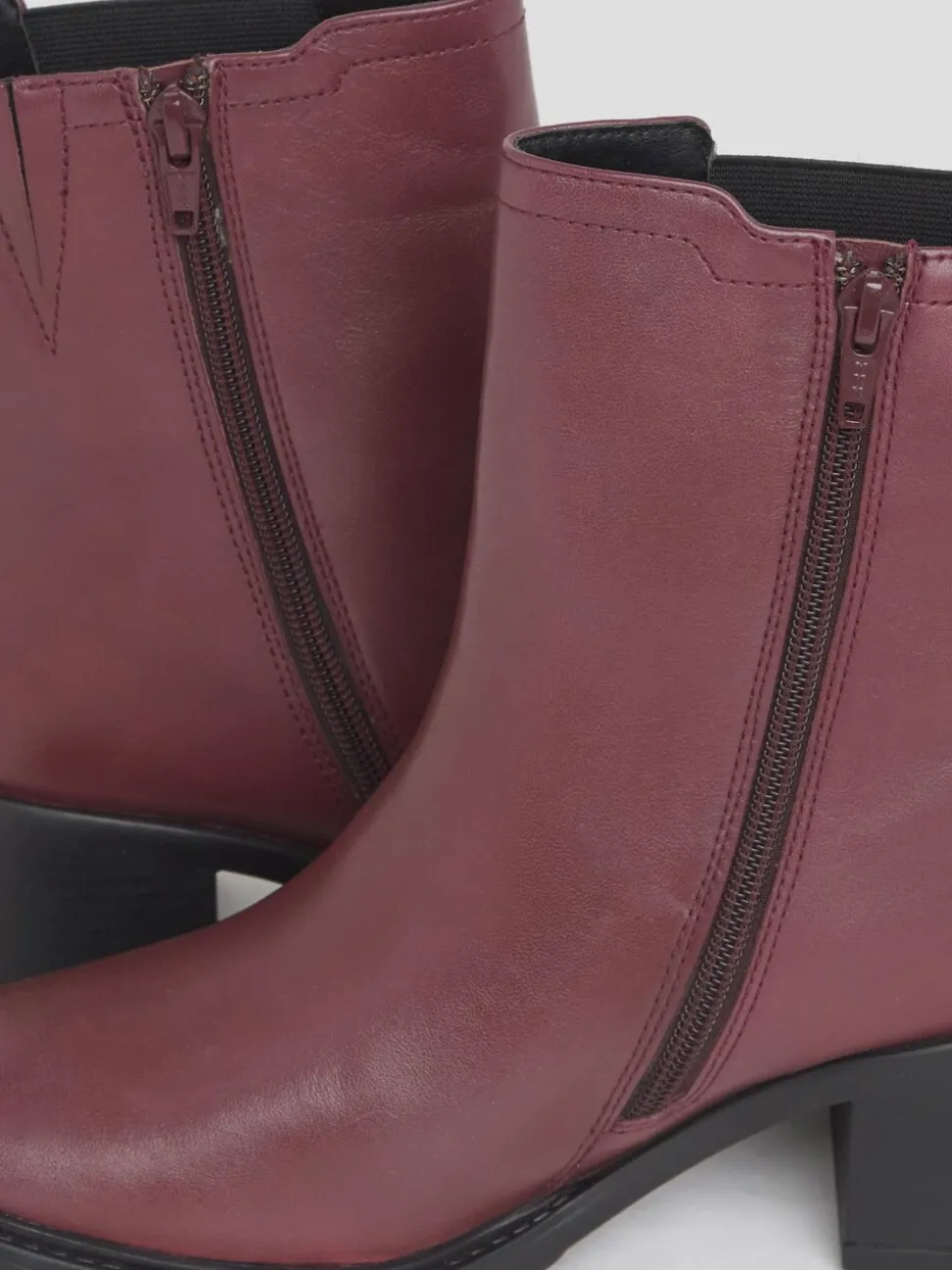 Simply Be Red Wide Fit Block Heel Chelsea Boots