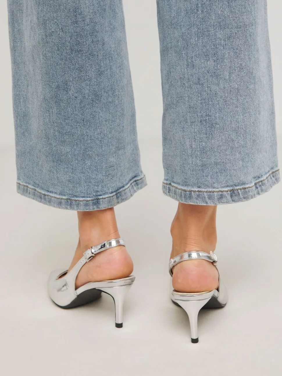 Simply Be Silver Wide Fit Slingback Court Shoes