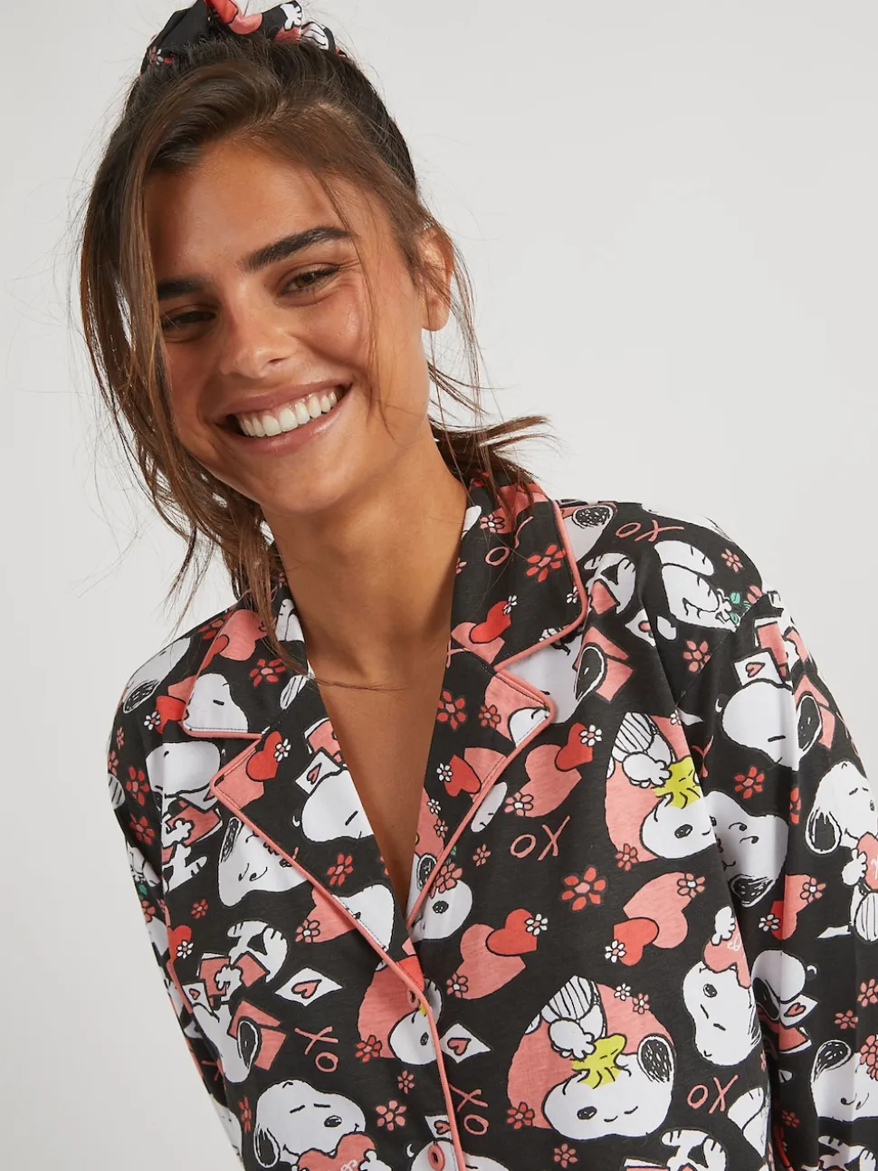 Skinnydip Black Peanuts Snoopy Love Pyjamas Set