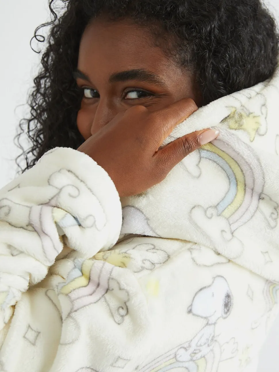 Skinnydip White Peanuts x Skinnydip Snoopy Rainbow Print Dressing Robe