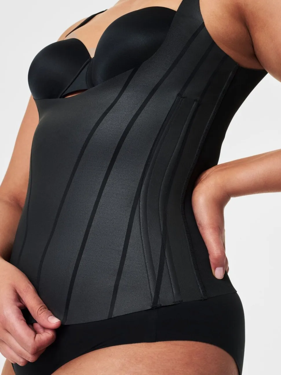 SPANXsupersculpt™ Total Contour Open-Bust Cami
