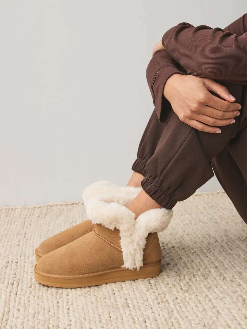 Tan Brown Suede Faux Fur Boot Slippers