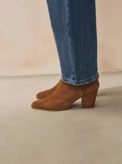 Tan Brown Suede Western Block Heel Ankle Boots