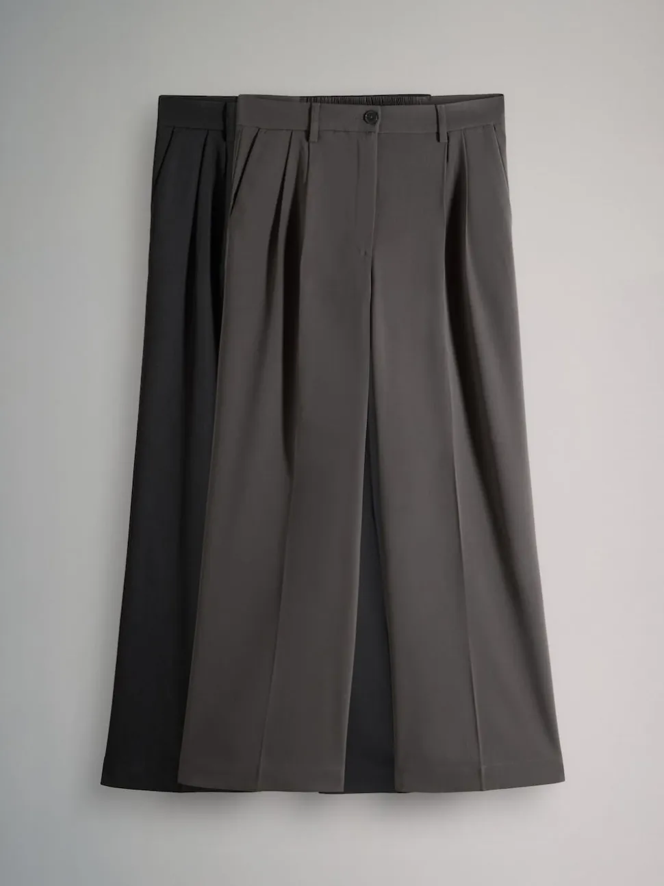 The Set 2 Pack Wide Leg Pleated Trousers Black/Grey